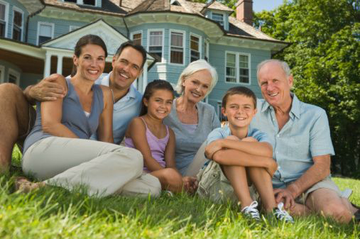 family-in-front-of-house6